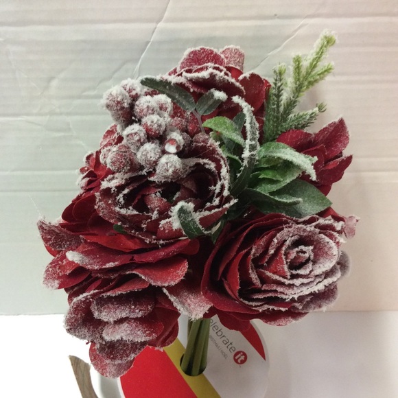 Ashland Christmas #3 Red Frosted Roses Bouquet - Picture 2 of 16